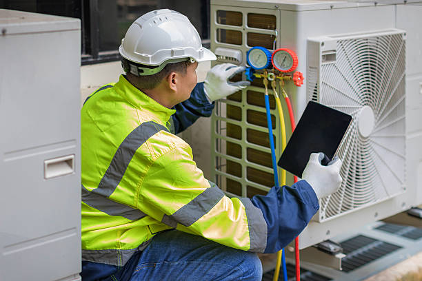 Professional Hvac technician working in Hopedale, MA